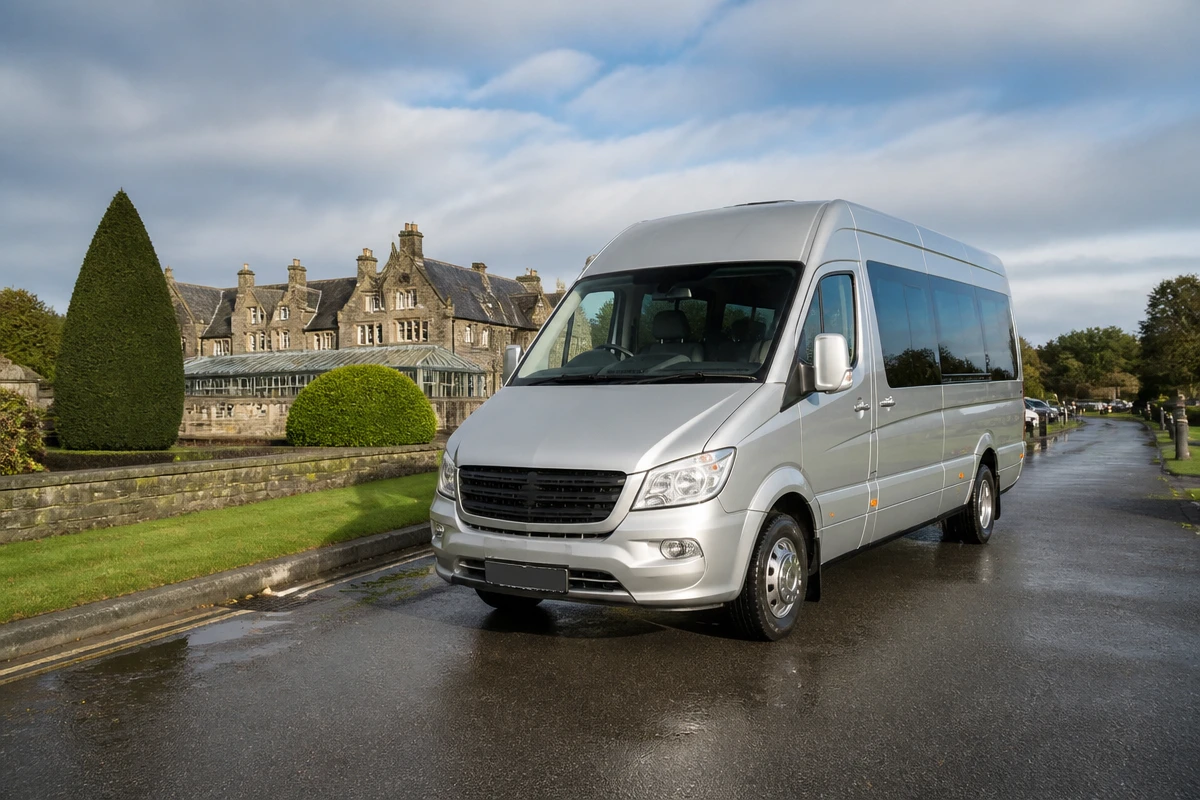 17 Seater Minibus